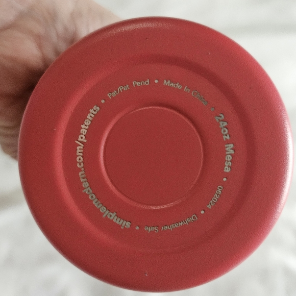 Simple Modern Coral Tumbler - Picture 5 of 5